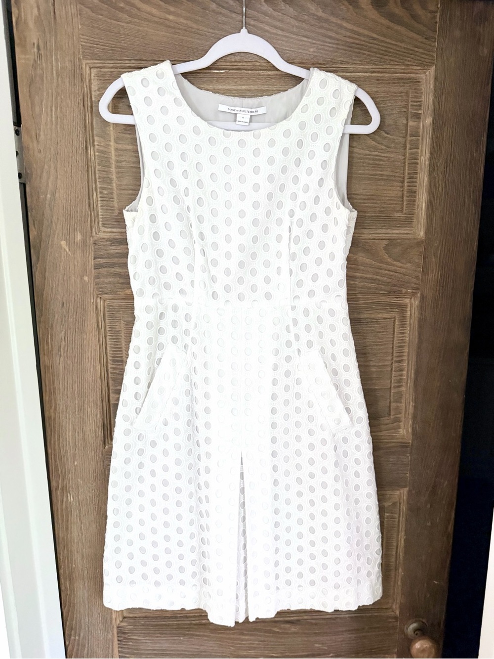 Diane Von Furstenberg Carpreena Eyelet Dress Vintage Size 6